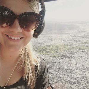 Meet your Posher, Liz